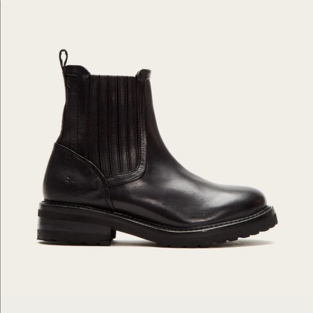 Frye Ella Moto Chelsea Boot